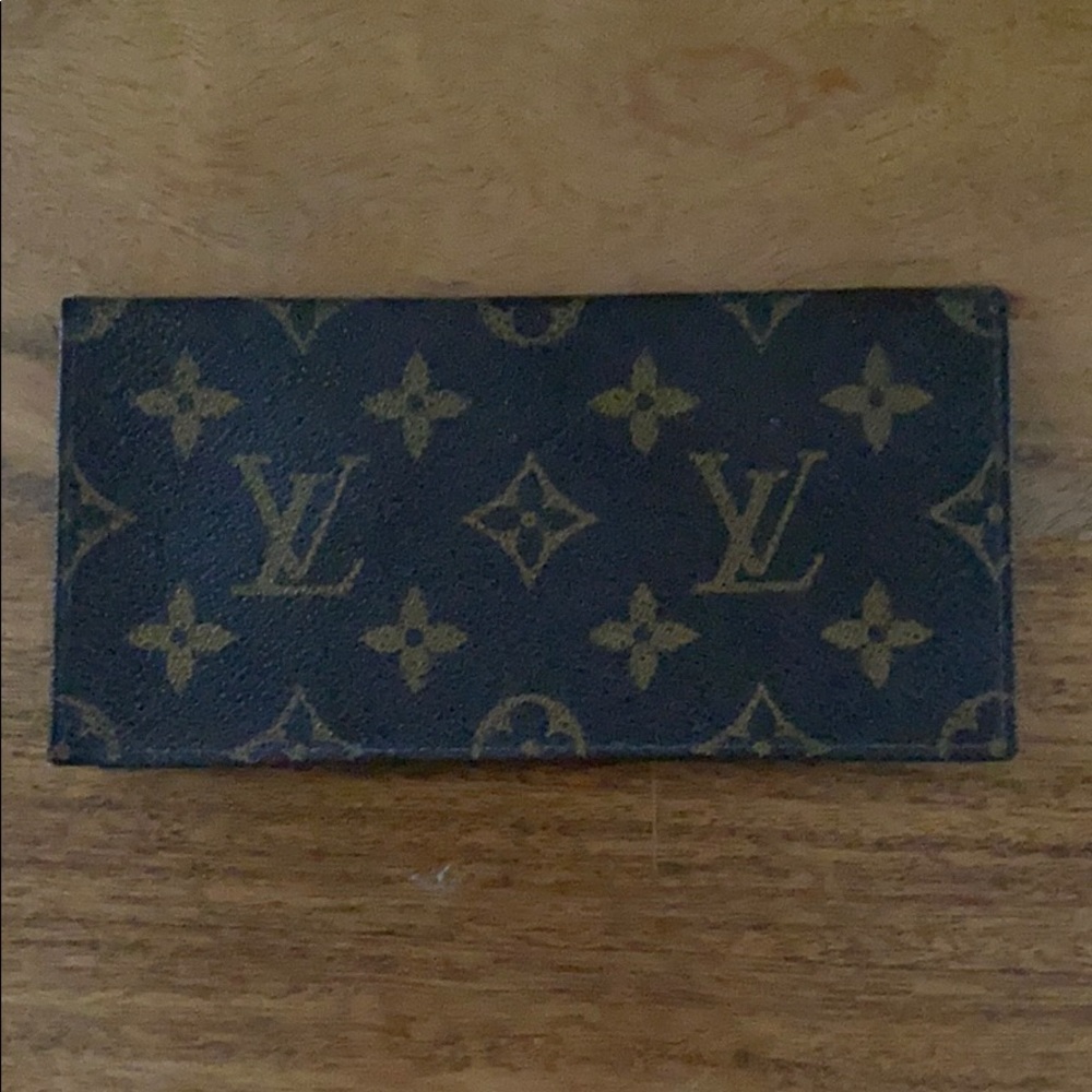 Louis Vuitton check book holder/ wallet